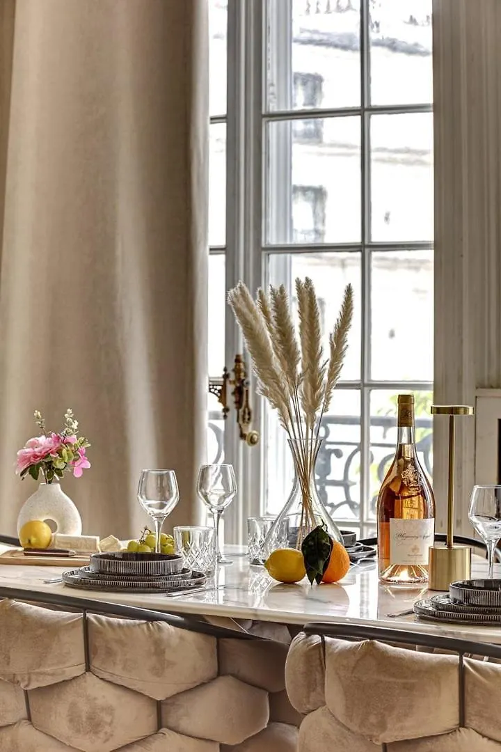 L'Ecrin Wagram Suite Paris Daire