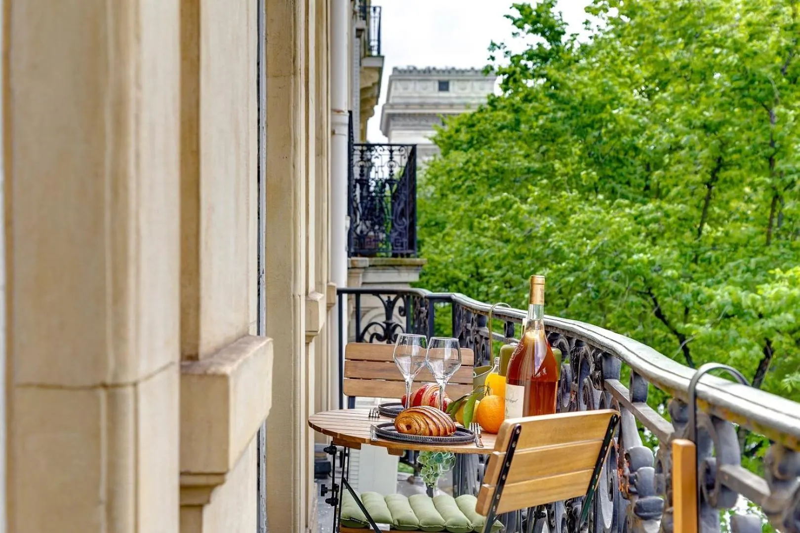 L'Ecrin Wagram Suite Paris